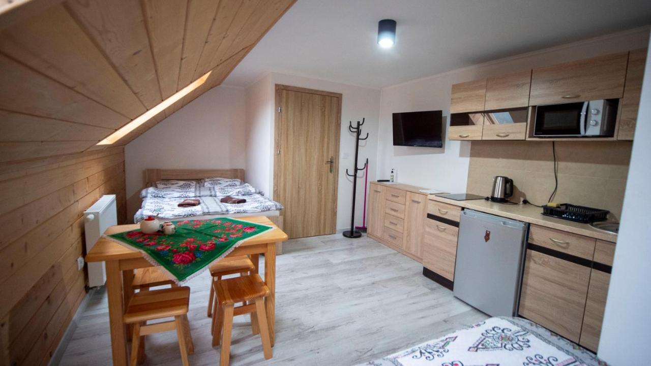 Ferienwohnung U Jedrusia Zubrzyca Gorna Exterior foto