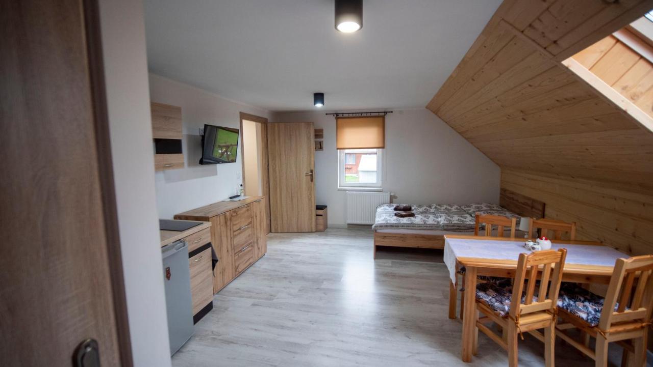 Ferienwohnung U Jedrusia Zubrzyca Gorna Exterior foto
